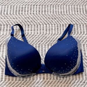 Victoria’s Secret plunge‎ bra 36DD